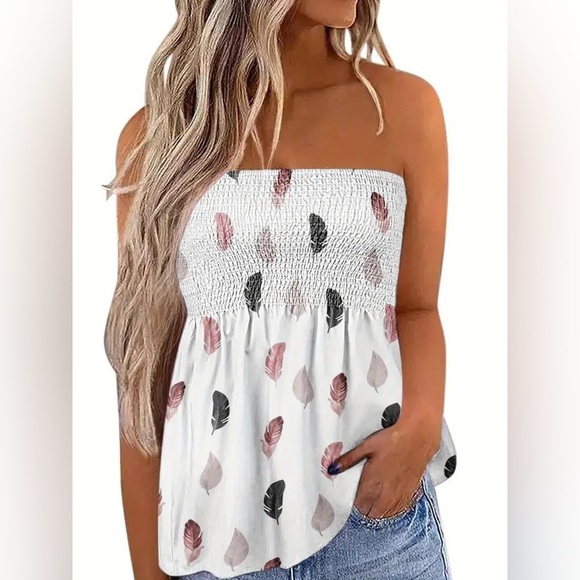NWT Women’s XL Feather Print Shirred Detail Ruffle Hem Tube Top in - Picture 1 of 16
